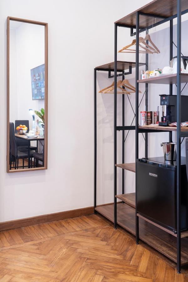 Varese Suites Extérieur photo