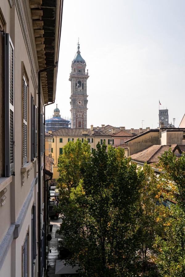 Varese Suites Extérieur photo